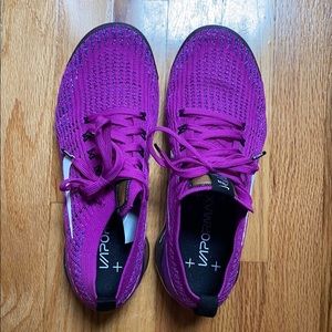 Nike Women’s Air VaporMax Flyknit 3 Size 10